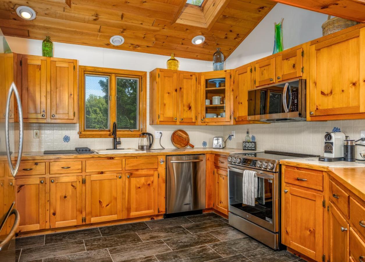 Mountain Blue Vista - Luxury Retreat Near Ski Resorts With Pond, Firepit And Hot Tub Windham Εξωτερικό φωτογραφία