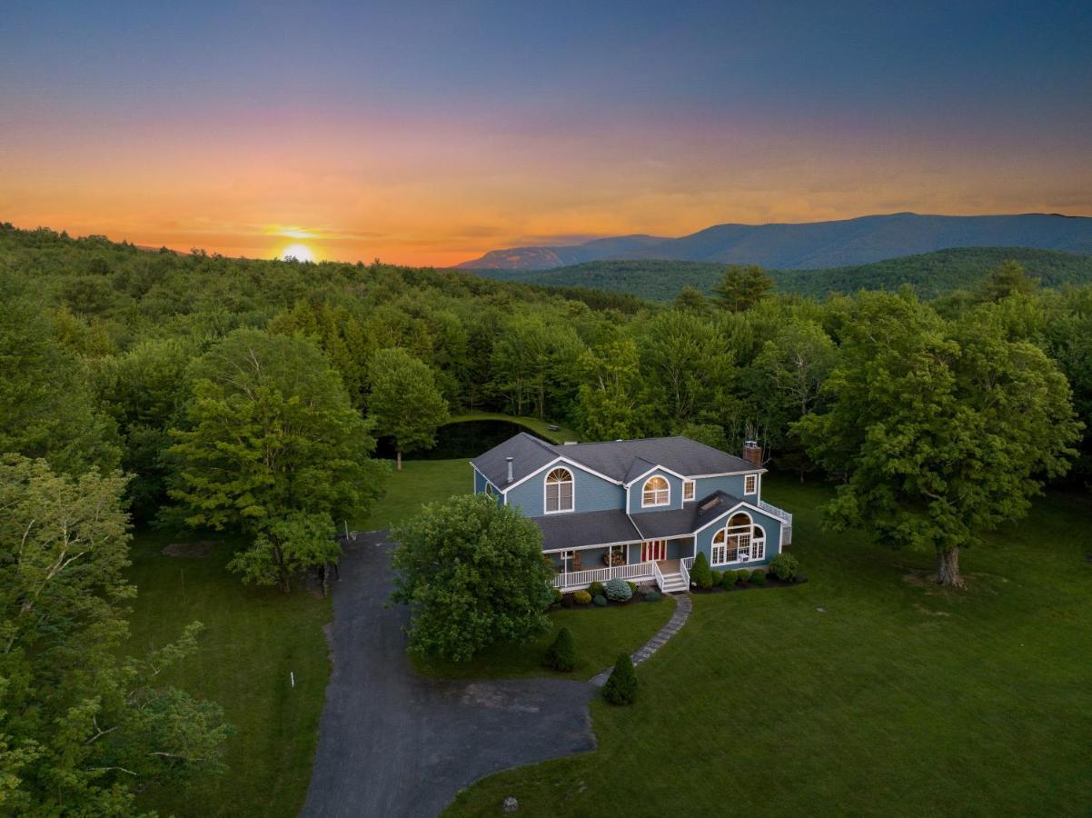Mountain Blue Vista - Luxury Retreat Near Ski Resorts With Pond, Firepit And Hot Tub Windham Εξωτερικό φωτογραφία